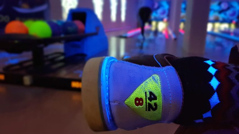 Bowling shoe in a bowling ally