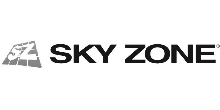 Logo_0000_skyZoneLogo